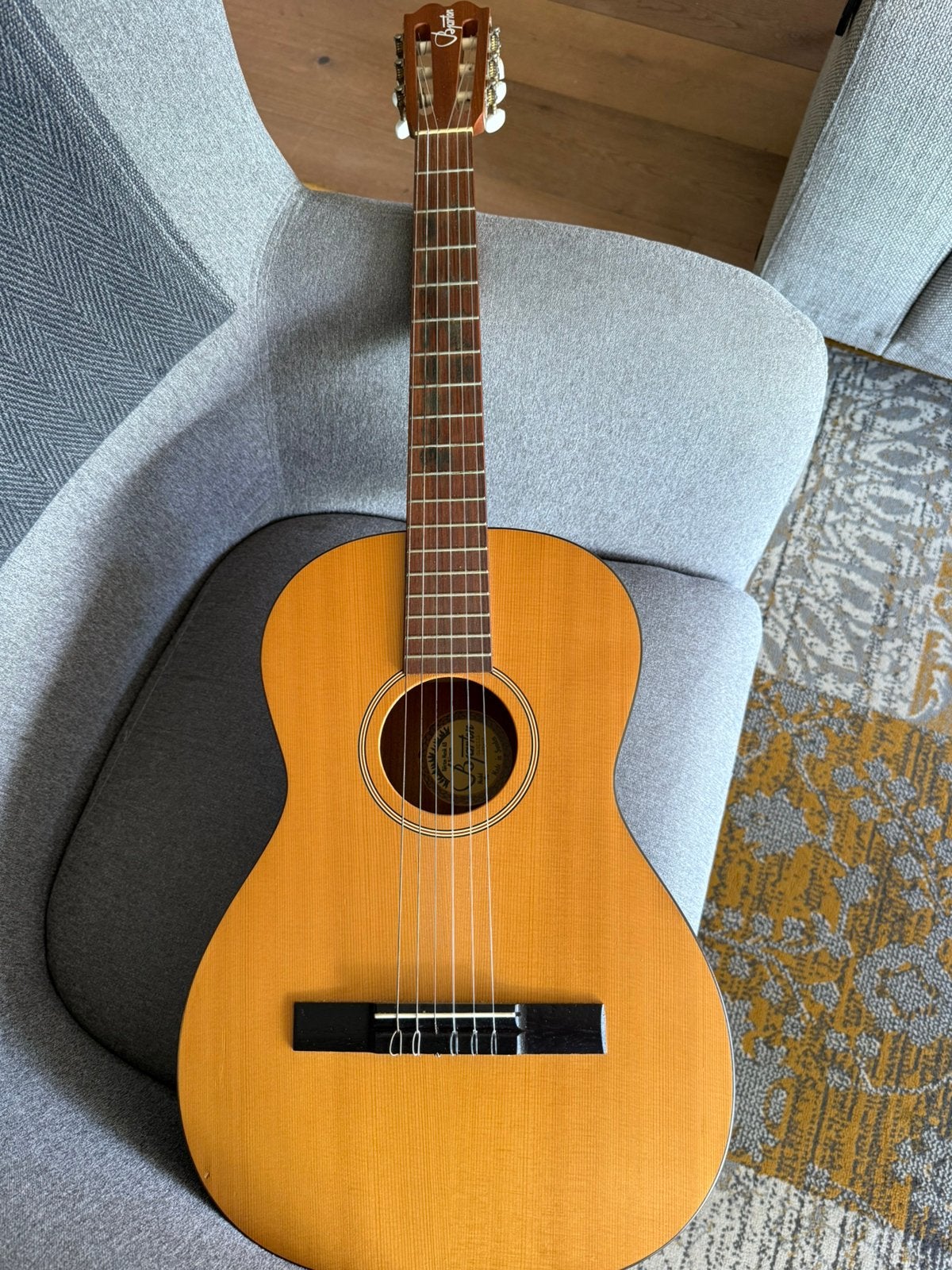 Bjarton Camilla 222862, Ophalen, Zo goed als nieuw, Klassieke of Spaanse gitaar