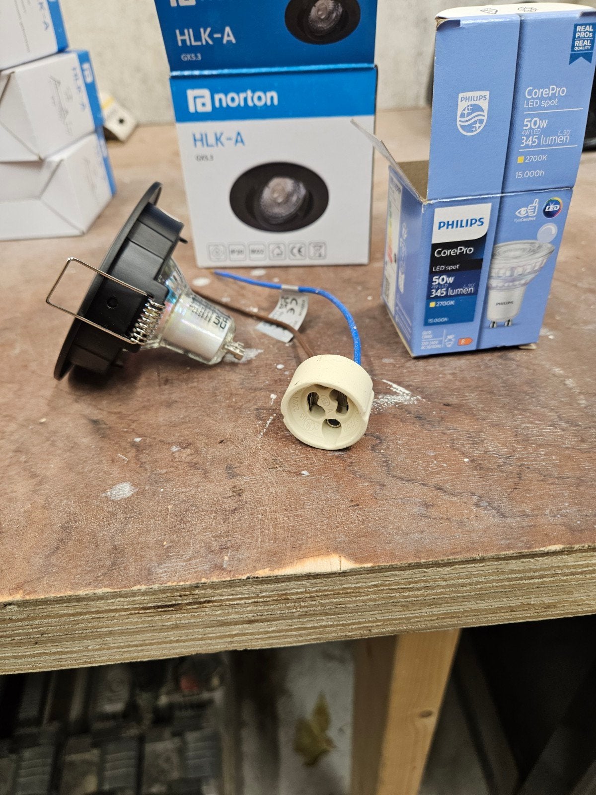 inbouw spot spotje zwart armatuur 230V, Ophalen of Verzenden