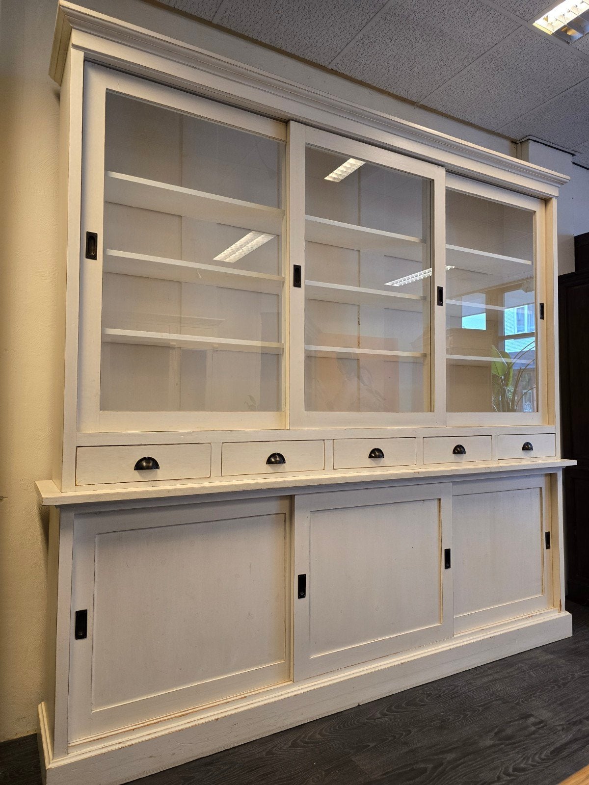 Grote grenen vitrinekast | buffetkast landelijk 240 x 250 cm, Huis en Inrichting, Gebruikt, 200 cm of meer, Grenenhout, Onbekend