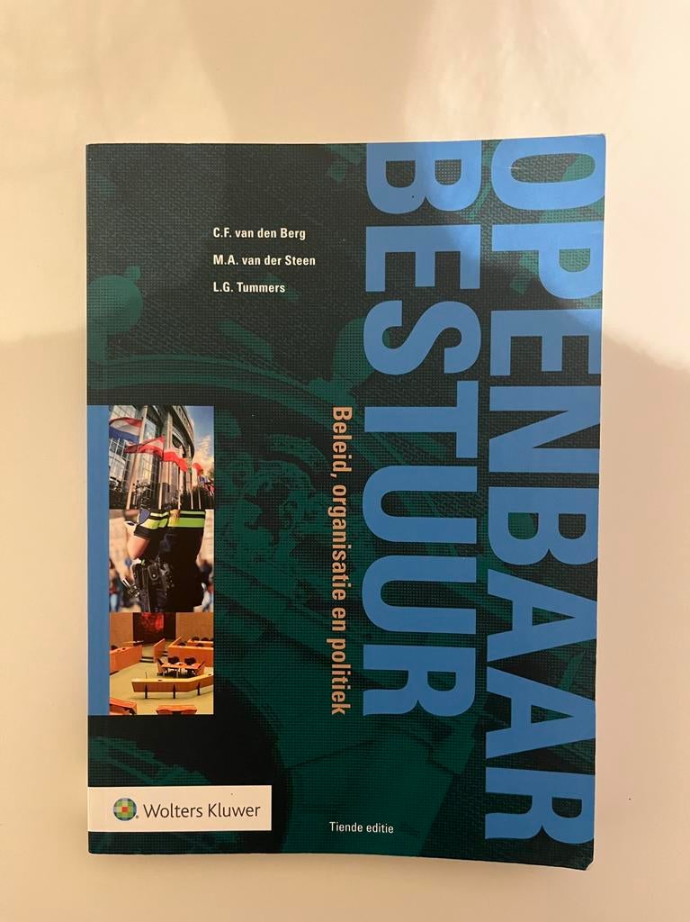 Openbaar Bestuur, beleid, organisatie en politiek,  10e druk, Ophalen of Verzenden, Zo goed als nieuw, Fotografen