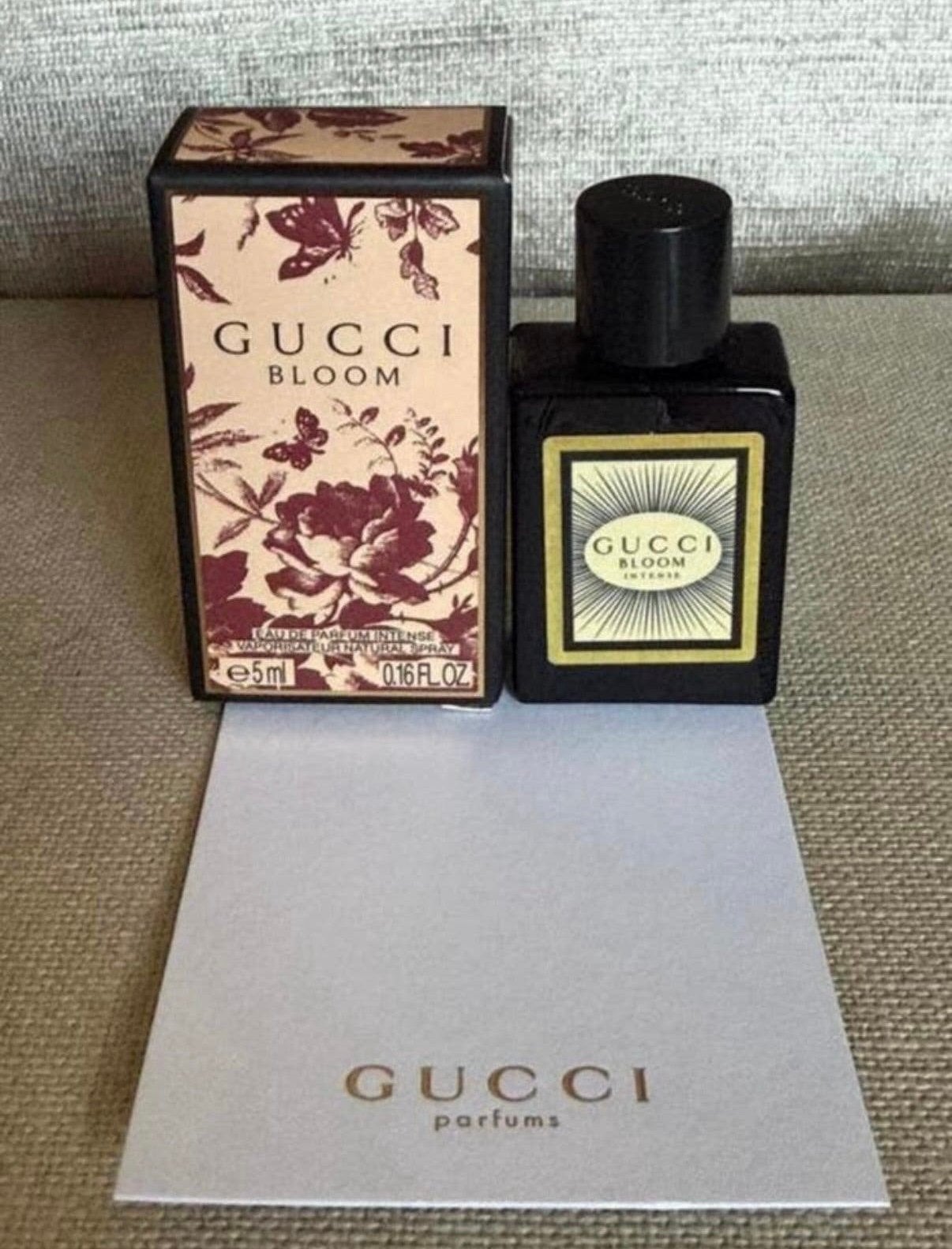 Miniatuur Gucci Bloom Intense edp 5 ml nieuw met parfumkaart, Verzenden, Nieuw, Miniatuur, Gevuld