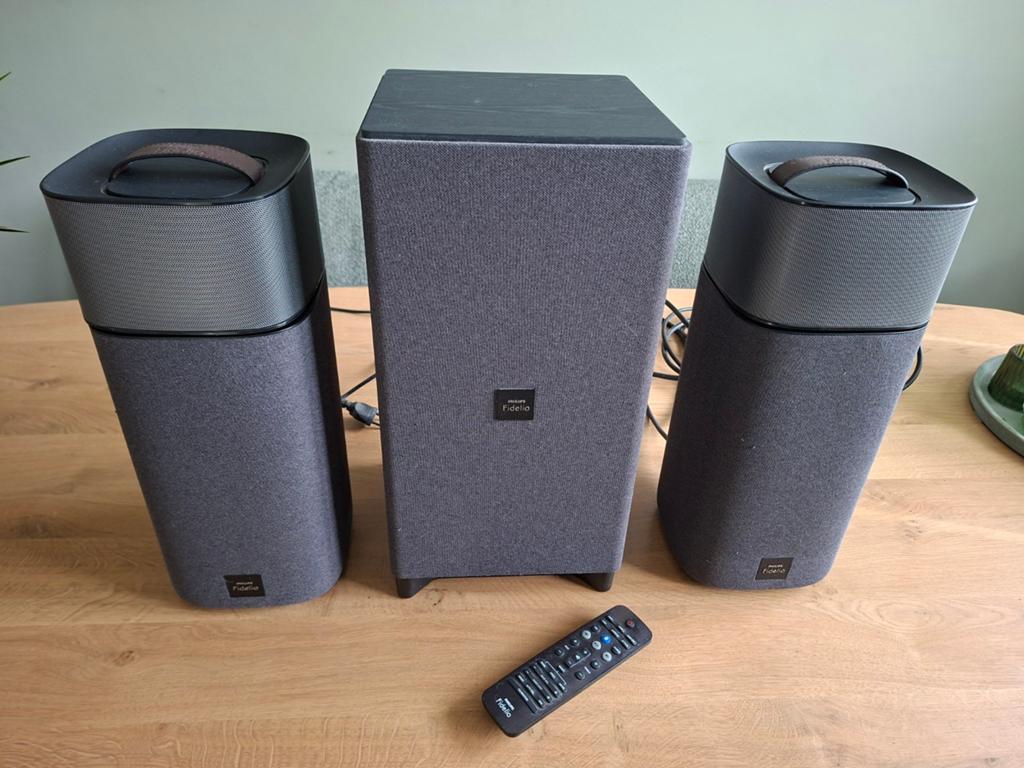 Philips Fidelio E6
Draadloze Home Cinema Surround Sound set, Audio, Tv en Foto, Home Cinema-sets, Ophalen, Philips, 70 watt of meer