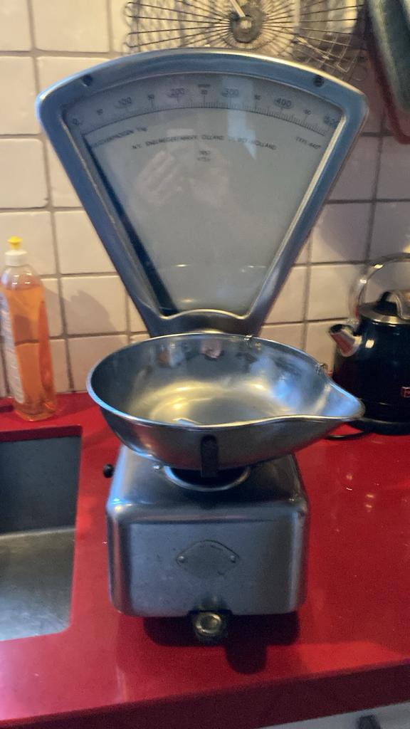 Oude keukenweegschaal Olland, Keukenweegschaal, Analoog, Ophalen of Verzenden, Gebruikt