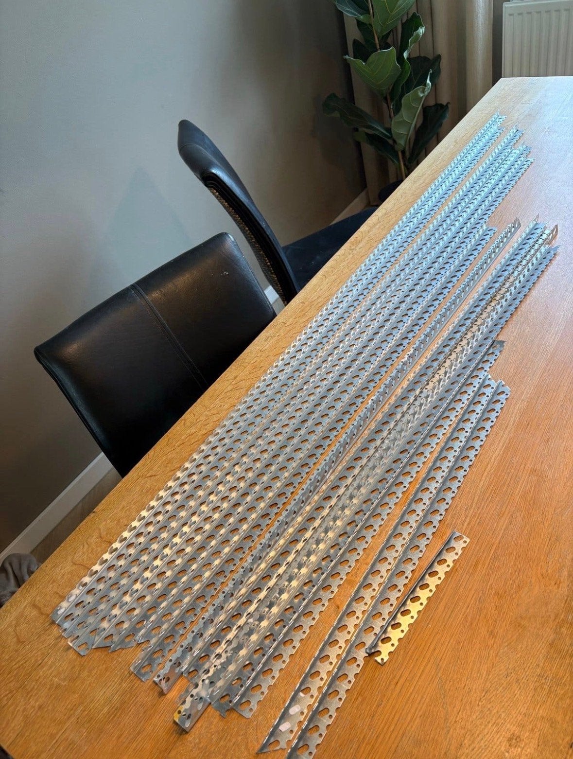 Stucprofielen 3mm voor strakke afwerking. In totaal ~17.3m, Ophalen, Zo goed als nieuw