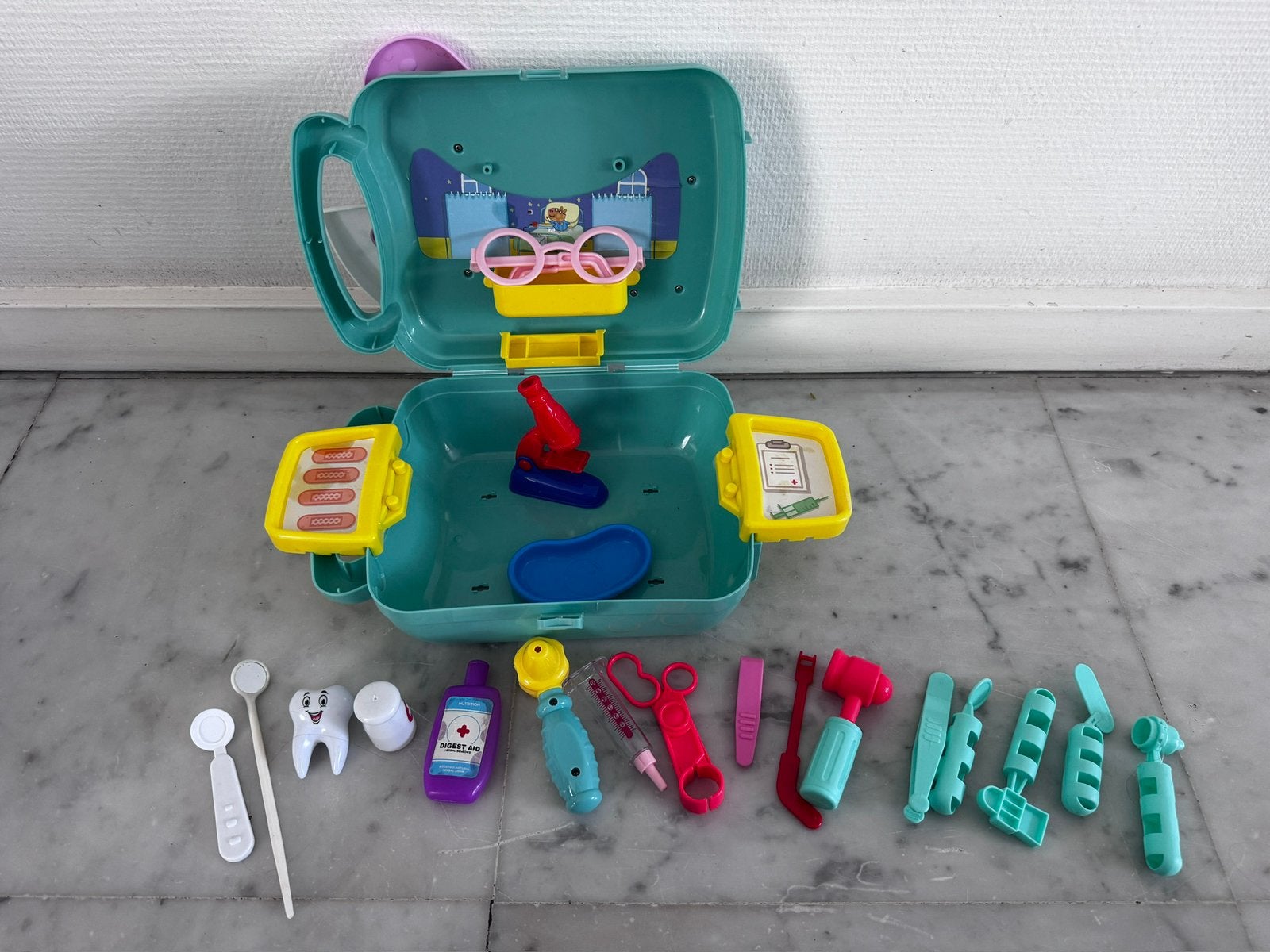 Peppa Big dokters en tandarts koffer met veel spulletjes, Ophalen of Verzenden, Gebruikt, Jongen of Meisje