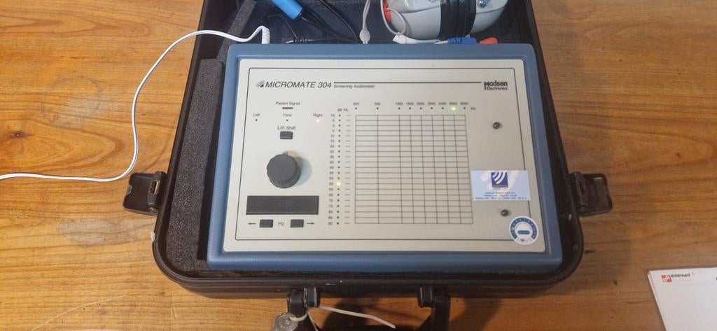 Micromate 304 portable screening audiometer, Ophalen of Verzenden, Gebruikt