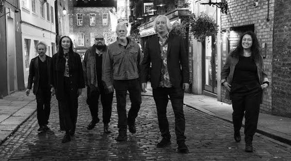 Ticket Drink The Sea (with R.E.M.'s Peter Buck) in Paradiso, Eén persoon, Oktober