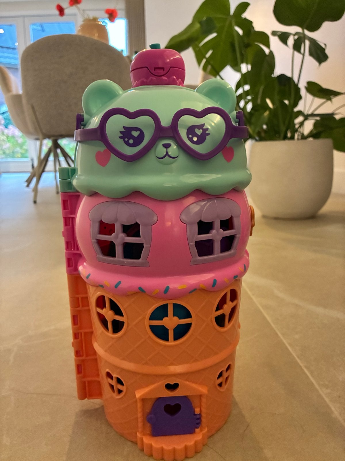 Polly Pocket Speelhuisje IJscoupe met Accessoires, Ophalen of Verzenden, Zo goed als nieuw, Poppenhuis