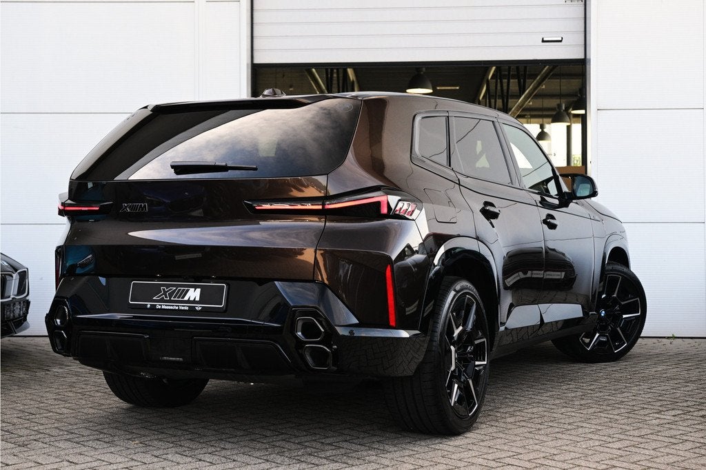 BMW XM PHEV 50e Automaat / Trekhaak / Bowers & Wilkins / M M, Auto's, BMW, Automaat, Zwart, Bruin, 23 km/l