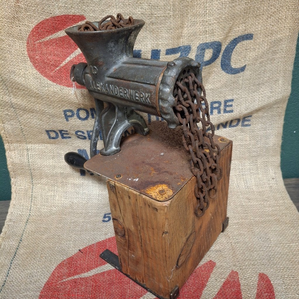 Oude gehaktmolen - IJzerwerk, Antiek en Kunst, Antiek | Keukenbenodigdheden, Ophalen of Verzenden