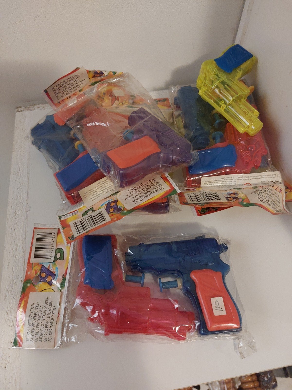 12 Waterpistolen - Set van 6x2 stuks - Nieuw in verpakking, Kinderen en Baby's, Speelgoed | Overig, Ophalen of Verzenden