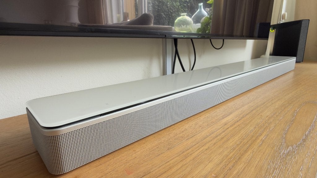 Bose Soundbar 700 – wit/zilver