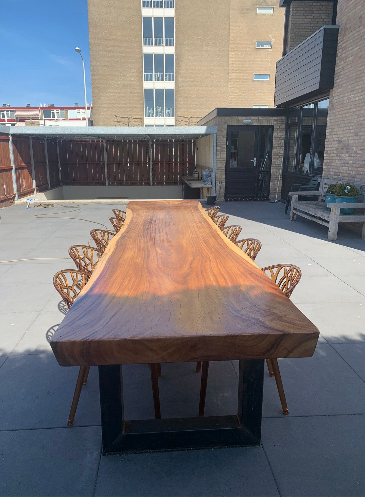 Boomstamtafel - 4 meter lang - voor binnen of buiten, Tuin en Terras, Ophalen, Zo goed als nieuw, Rechthoekig, Hout
