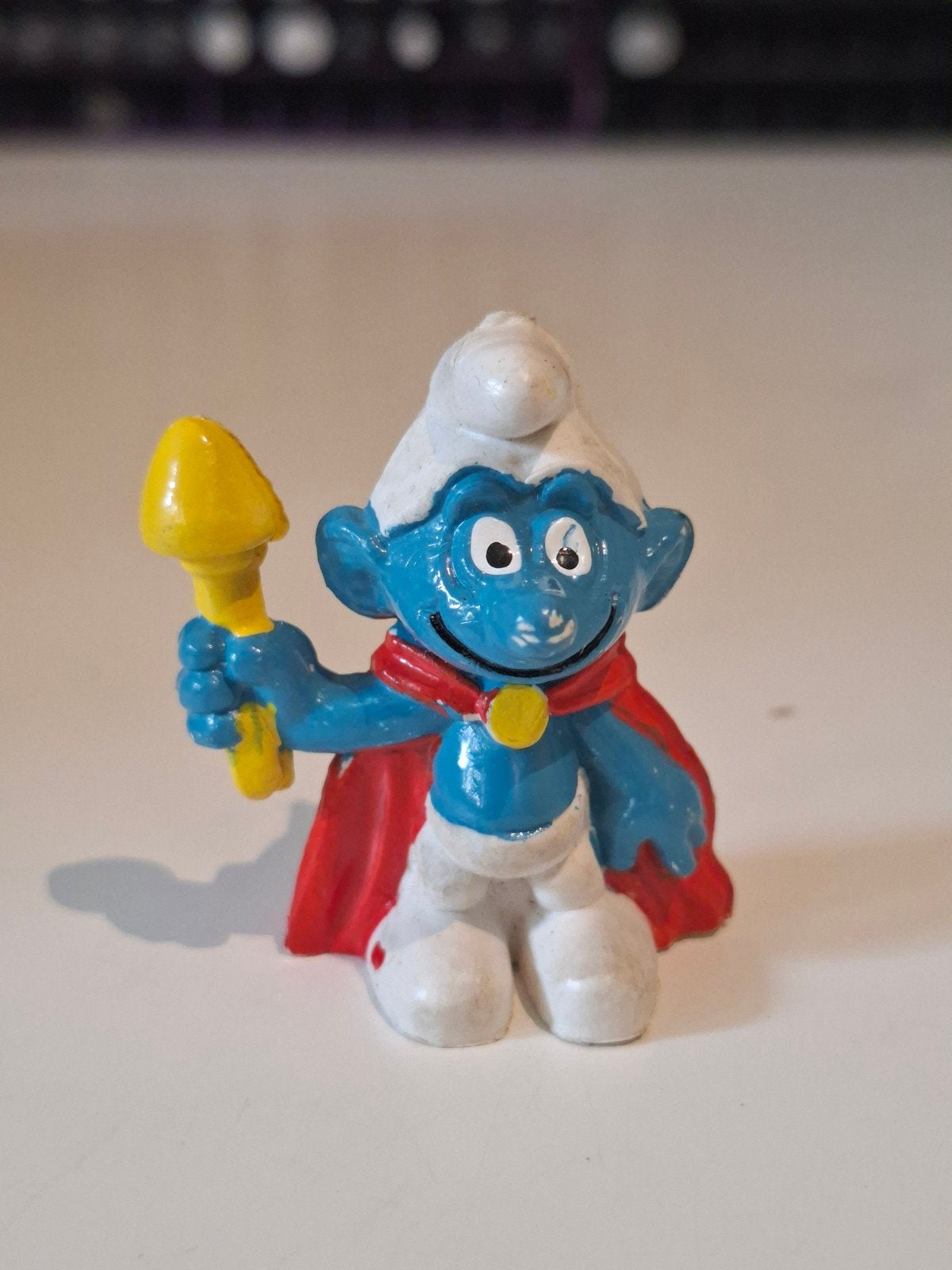 Smurf koning  - Vintage Smurfen figuurtje Bully, Ophalen of Verzenden, Gebruikt, Grote Smurf, Poppetje, Figuurtje of Knuffel
