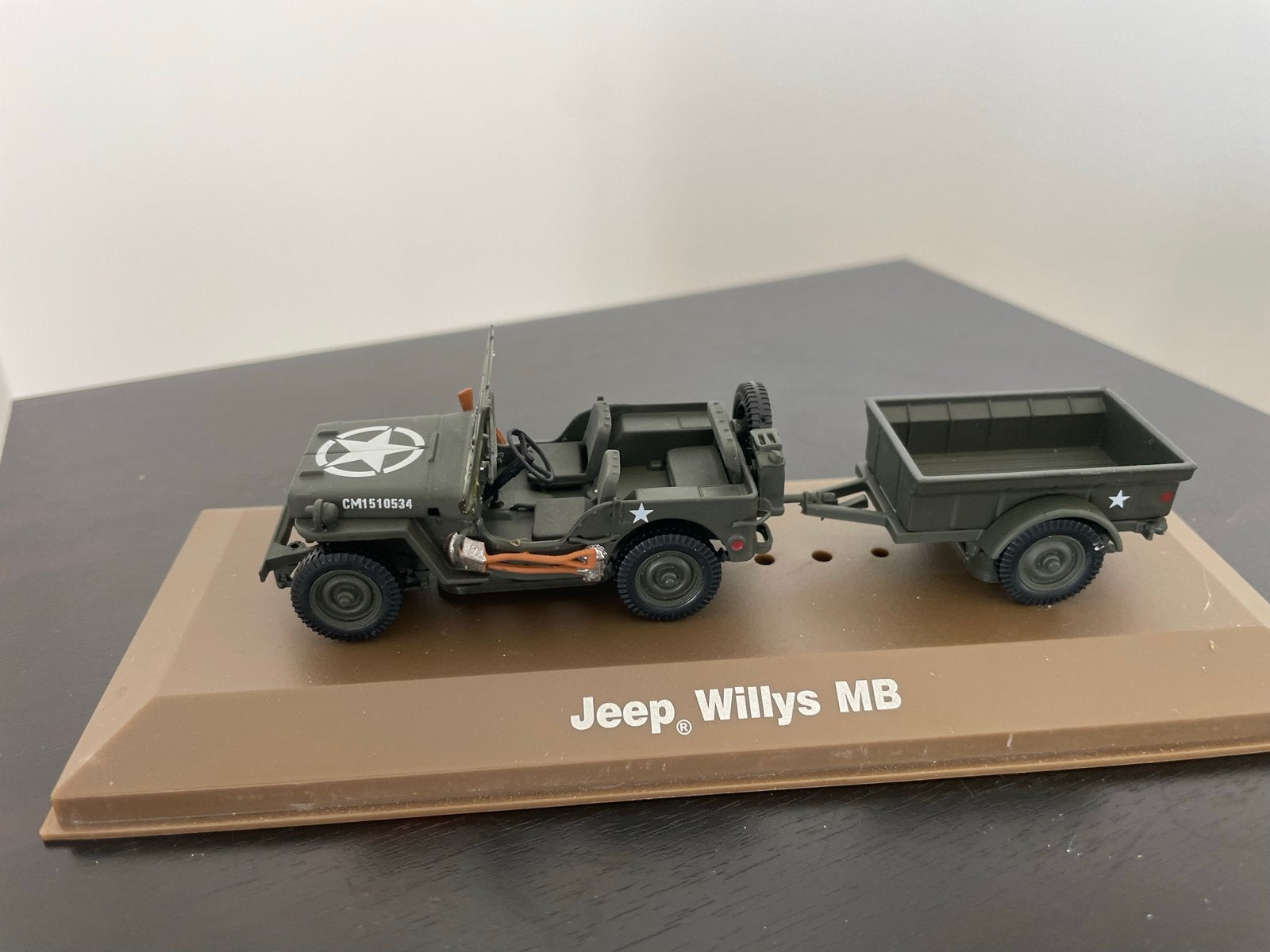 Jeep Willys MB met aanhanger schaalmodel, Ophalen, Zo goed als nieuw
