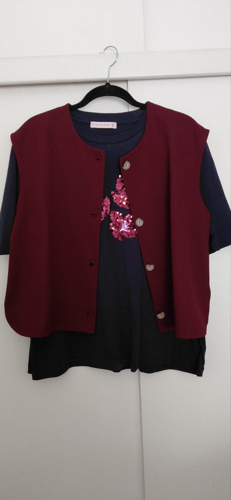 🥳Studio Anneloes top xxl d blauw met burgundy applicatie, Studio Anneloes, Maat 46/48 (XL) of groter, Zo goed als nieuw, Korte mouw