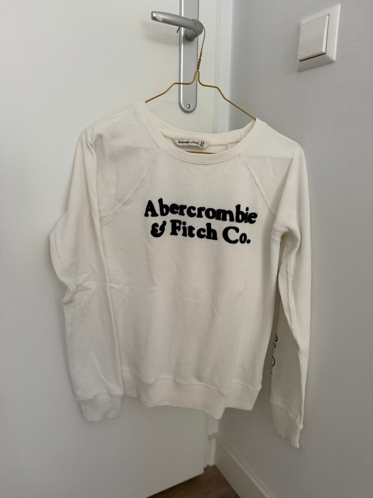 Abercrombie & Fitch Dames sweater in goede staat, maat XS, Ophalen of Verzenden, Gedragen, Maat 34 (XS) of kleiner, Wit