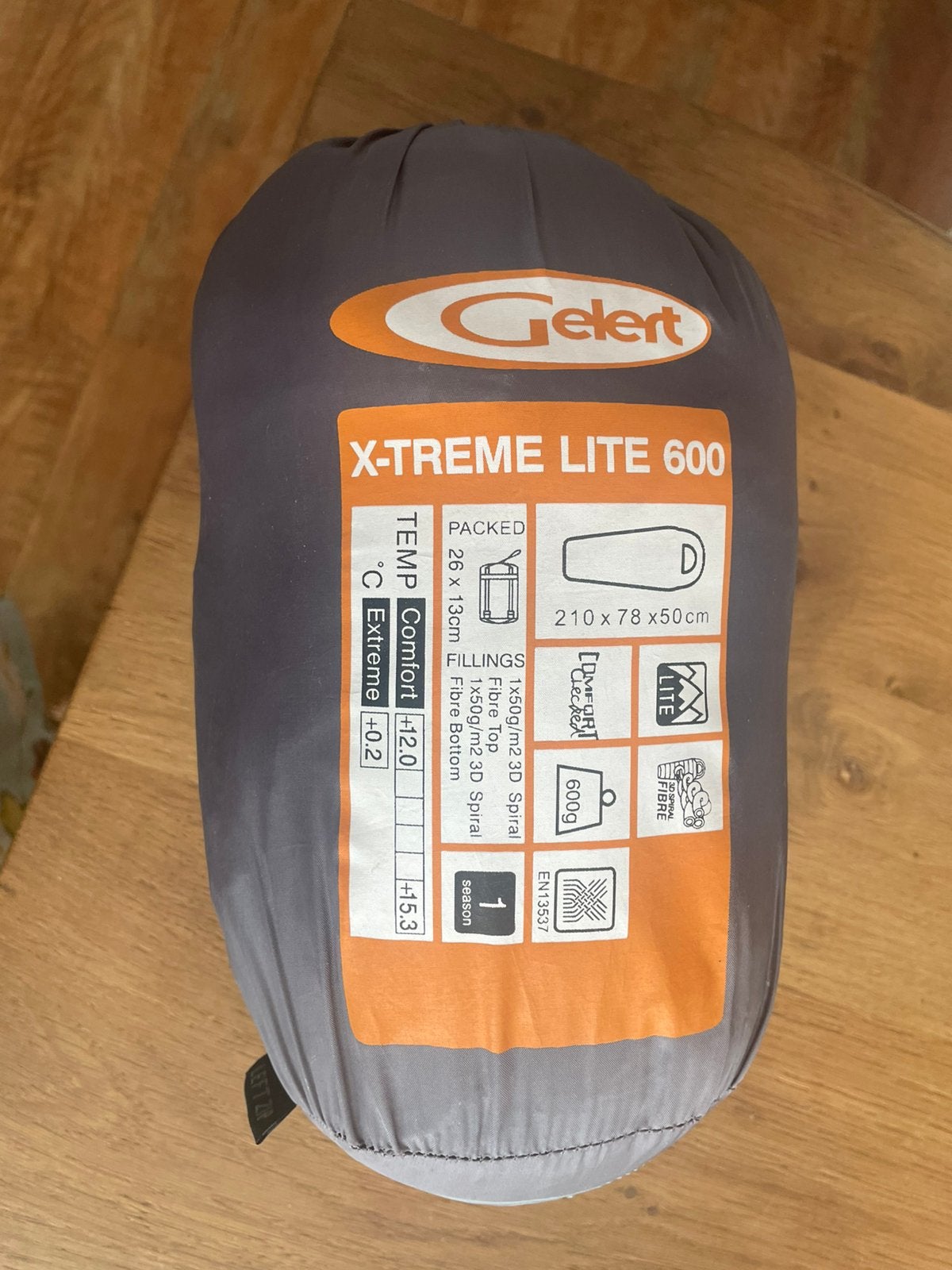 Gelert X-treme lite 600 slaapzak, Caravans en Kamperen, Slaapzakken, Ophalen of Verzenden, Nieuw