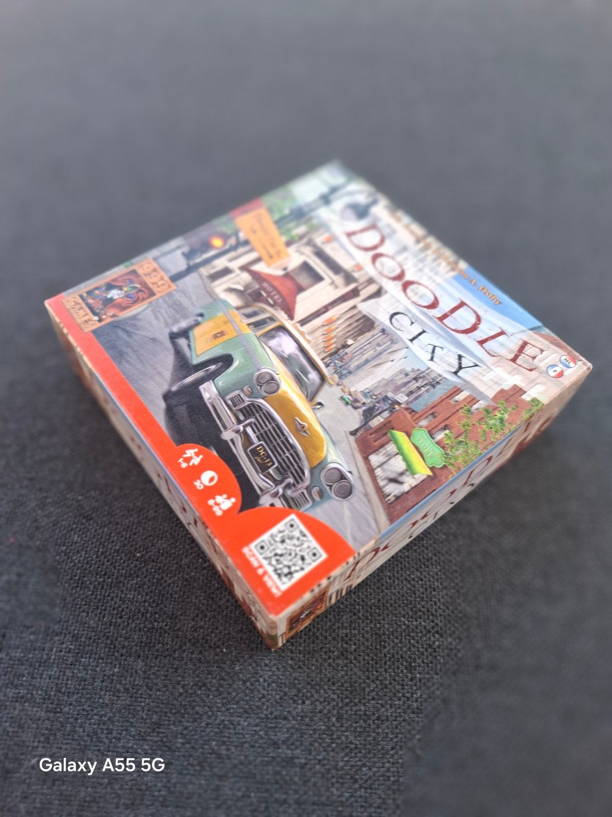 Doodle City - Teken en ontwerp je eigen stad!, APORTA GAMES AS, Postbus 60230, NL - 1320 AG Almere, Zo goed als nieuw, 999 Games