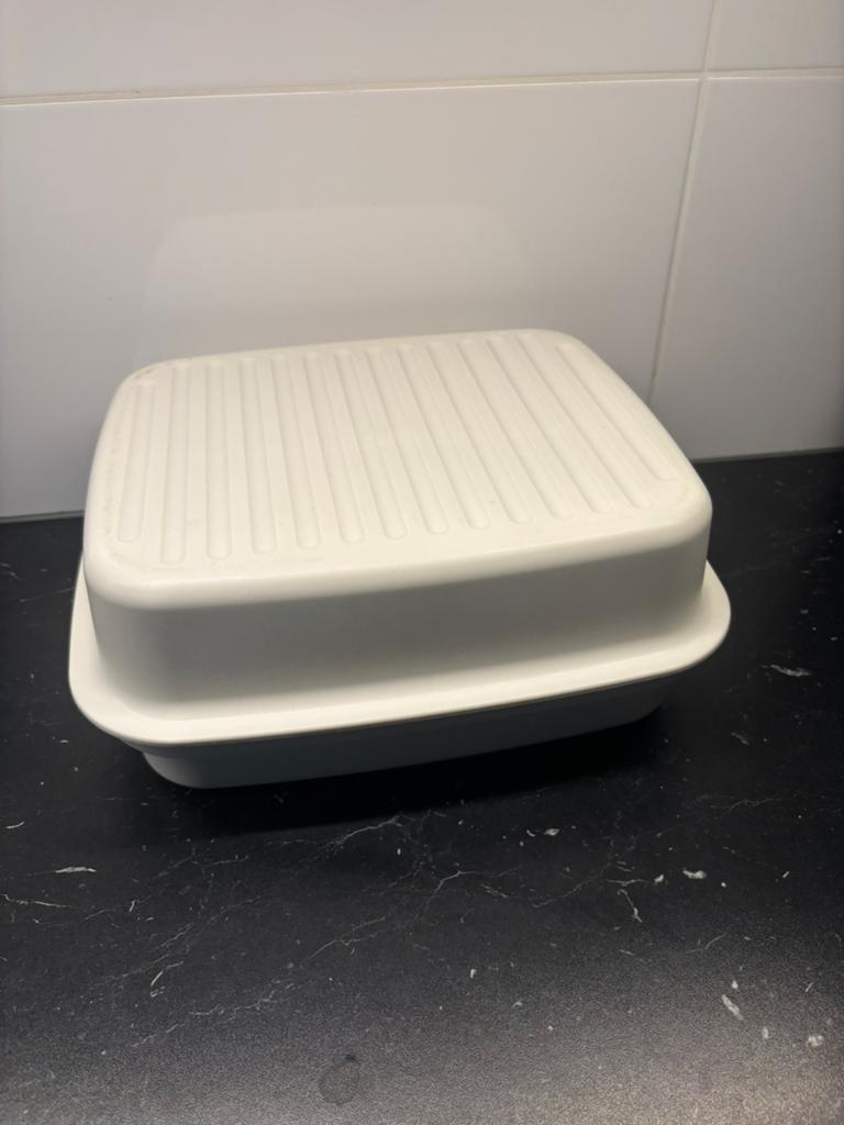 Tupperware grote bakkersdoos/brooddoos., Huis en Inrichting, Keuken | Tupperware, Ophalen of Verzenden, Zo goed als nieuw, Overige typen