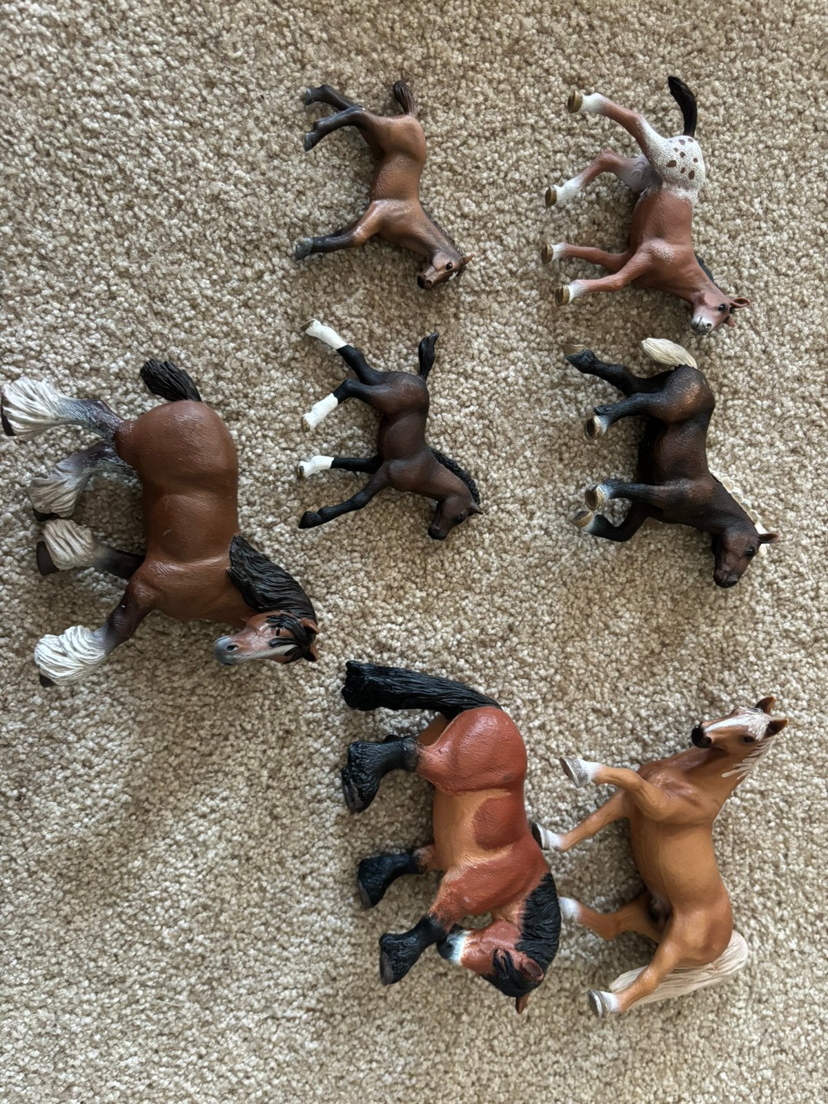 Verschillende schleich paardjes en veulens, Ophalen of Verzenden, Zo goed als nieuw