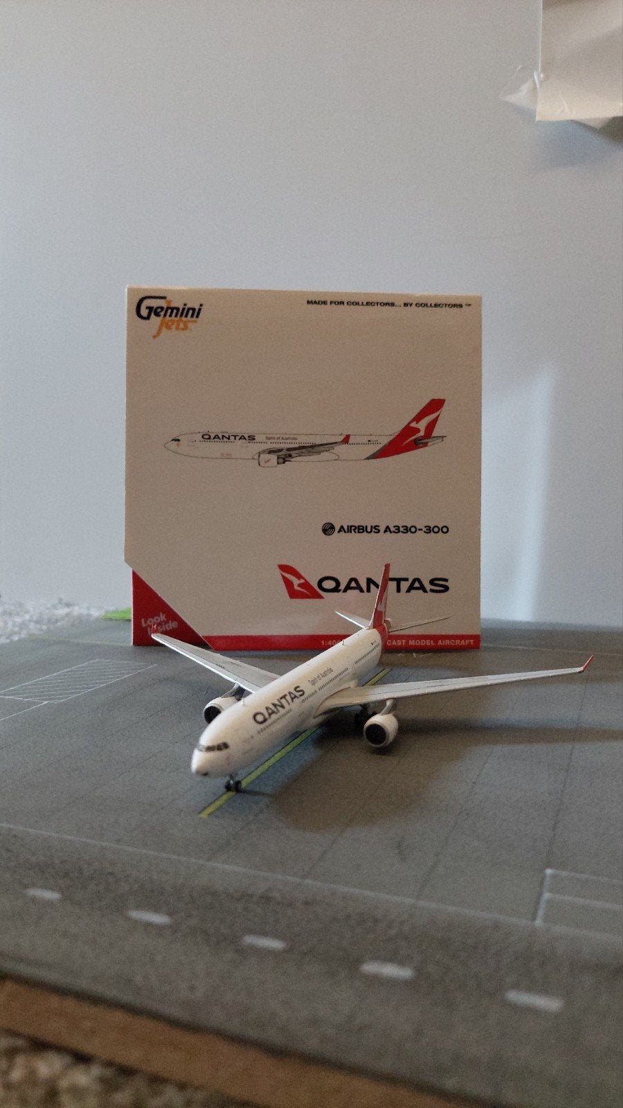 Gemini Jets Qantas Airbus A330-300 schaalmodel, Ophalen of Verzenden, Zo goed als nieuw, Schaalmodel