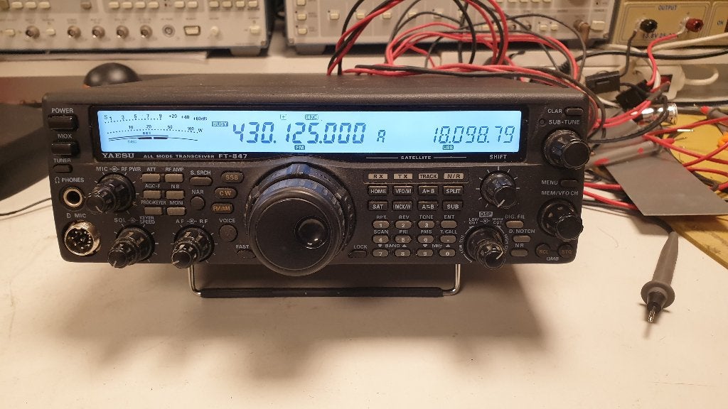 Yaesu FT-847 en Rigexpert TI-8 (m2453739333) — Zenders en Ontvangers ...