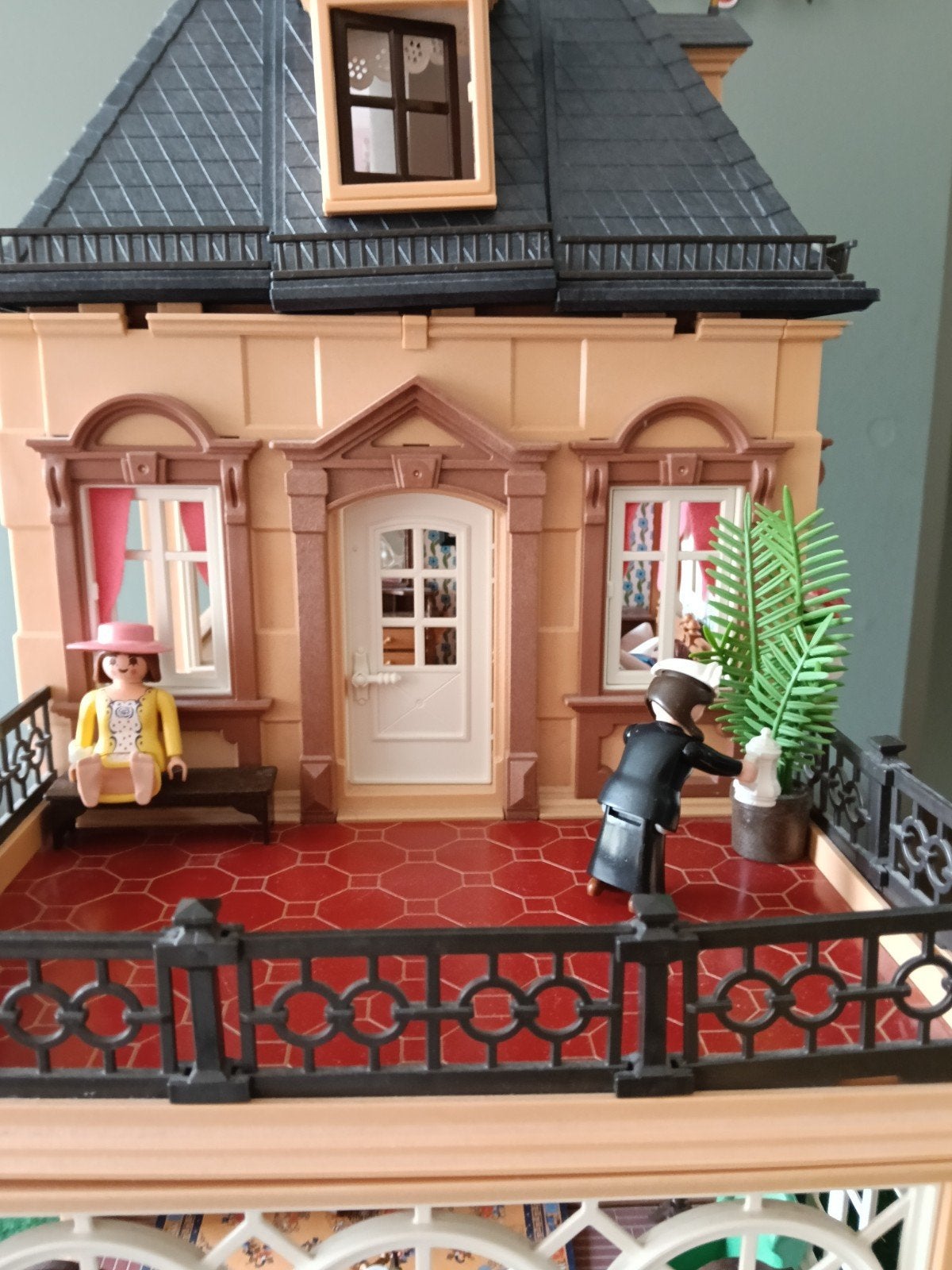 Foto 8 van Victoriaans poppenhuis playmobil met extra meubels