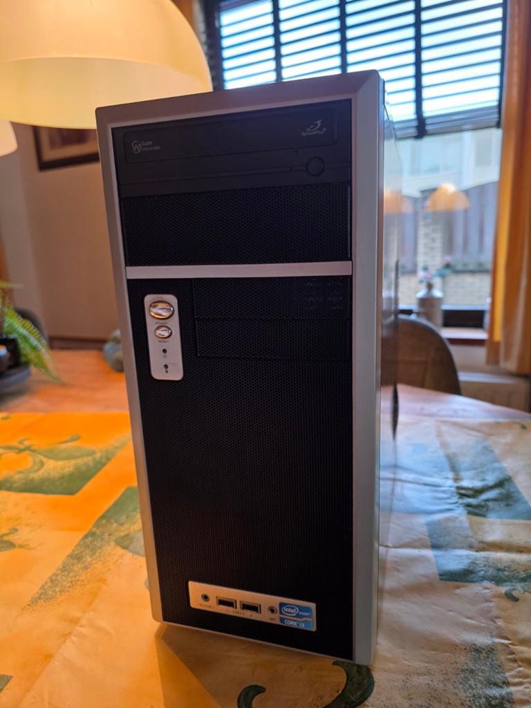 Desktop computer ZONDER harde schijf, Ophalen of Verzenden