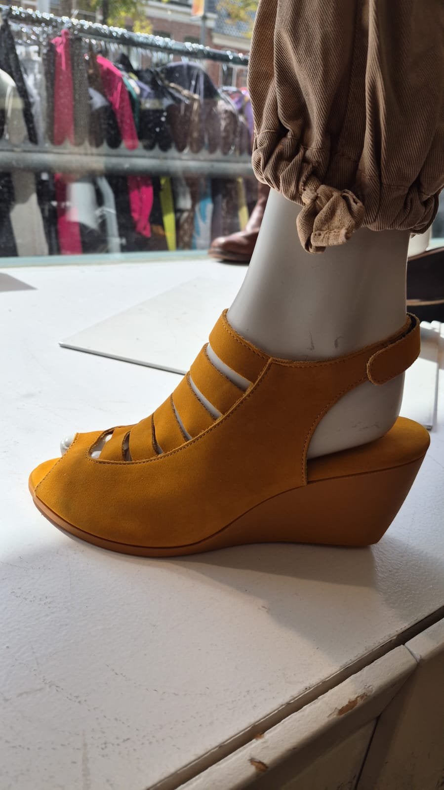 Arche maat 40 nieuwstaat, Overige kleuren, Zo goed als nieuw, Sandalen of Muiltjes, Ophalen of Verzenden