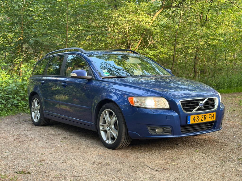 Volvo V50 D5 Automaat Xenon Cruise stoelverwarming, Auto's, Volvo, Zwart, 1436 kg, Diesel, Particulier