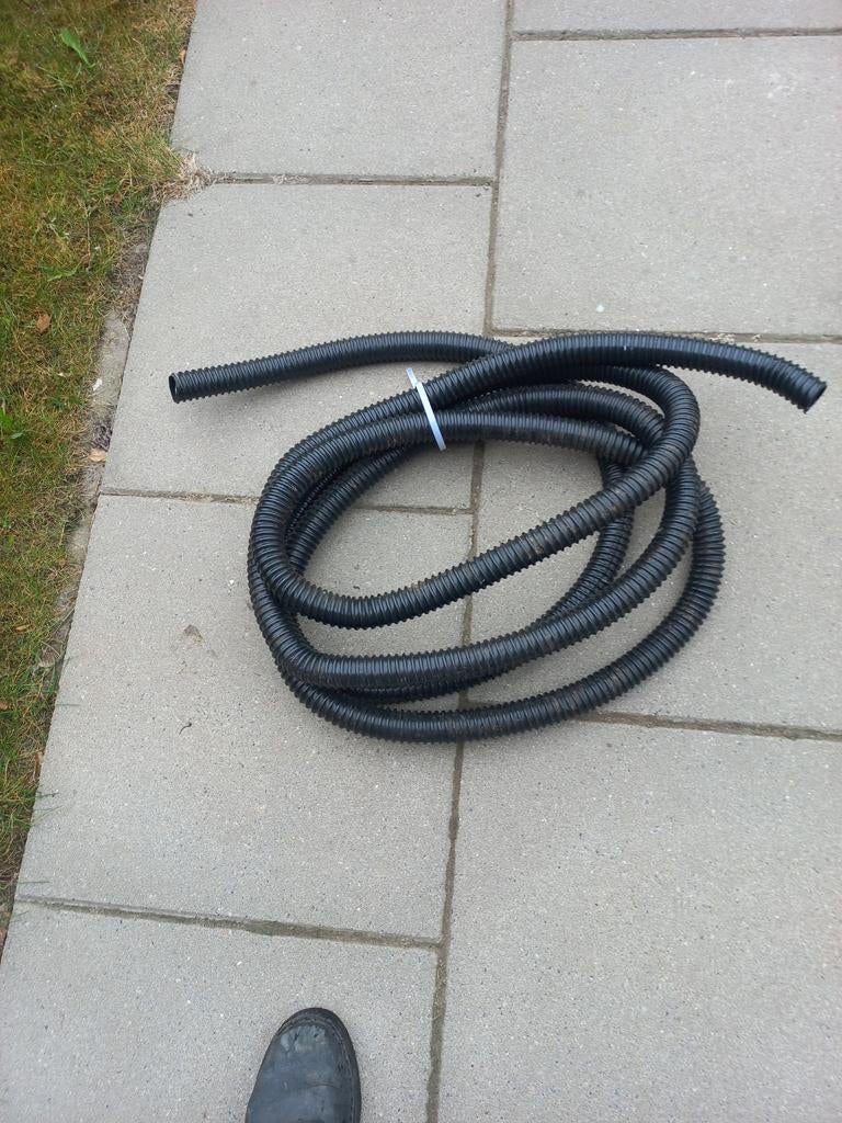 Afvoerslang caravan 32mm - 5 meter (1x gebruikt), Ophalen of Verzenden, Zo goed als nieuw