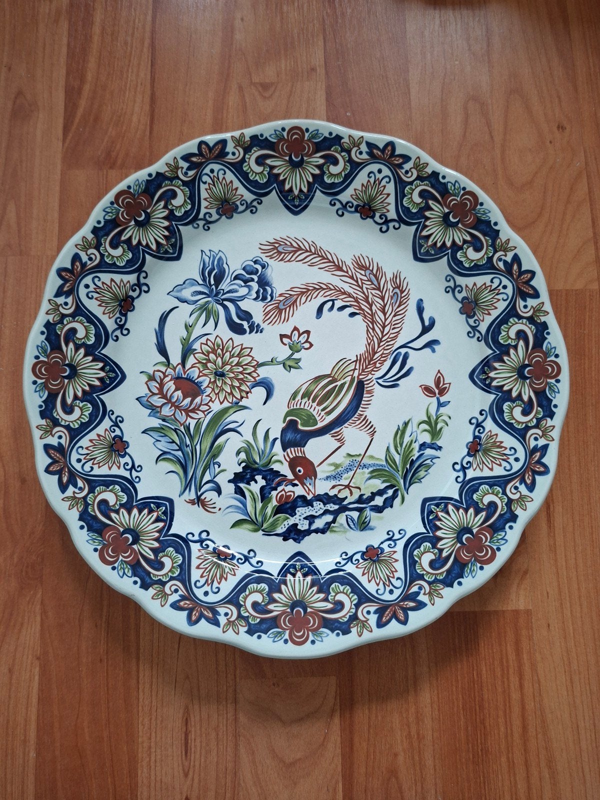 Boch Vieux Rhodes Handworked Schaal/Bord met Vogeldecor, Ophalen of Verzenden