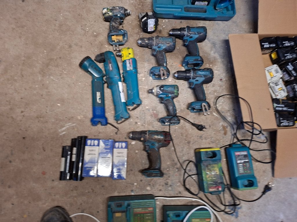 partij accu makita boormachine ect ect, Ophalen, Gebruikt, Boormachine