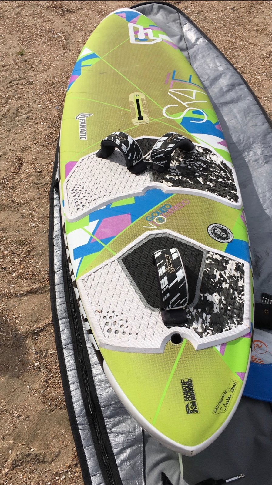 Fanatic Skate freeride windsurfboard 89 liter (incl. vin), Ophalen, Met voetbanden, Gebruikt, Minder dan 250 cm