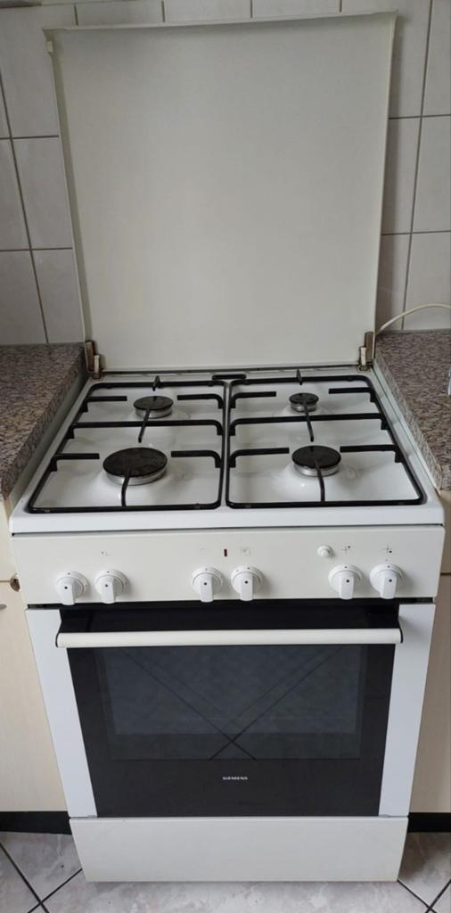 Siemens Vrijstaand Gasfornuis met Oven - Wit, Witgoed en Apparatuur, Ophalen, Gebruikt, 60 cm of meer, 4 kookzones