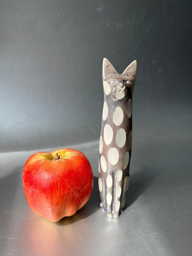 Stenen beeldje: poes, kat, Ophalen of Verzenden, Gebruikt, Dier