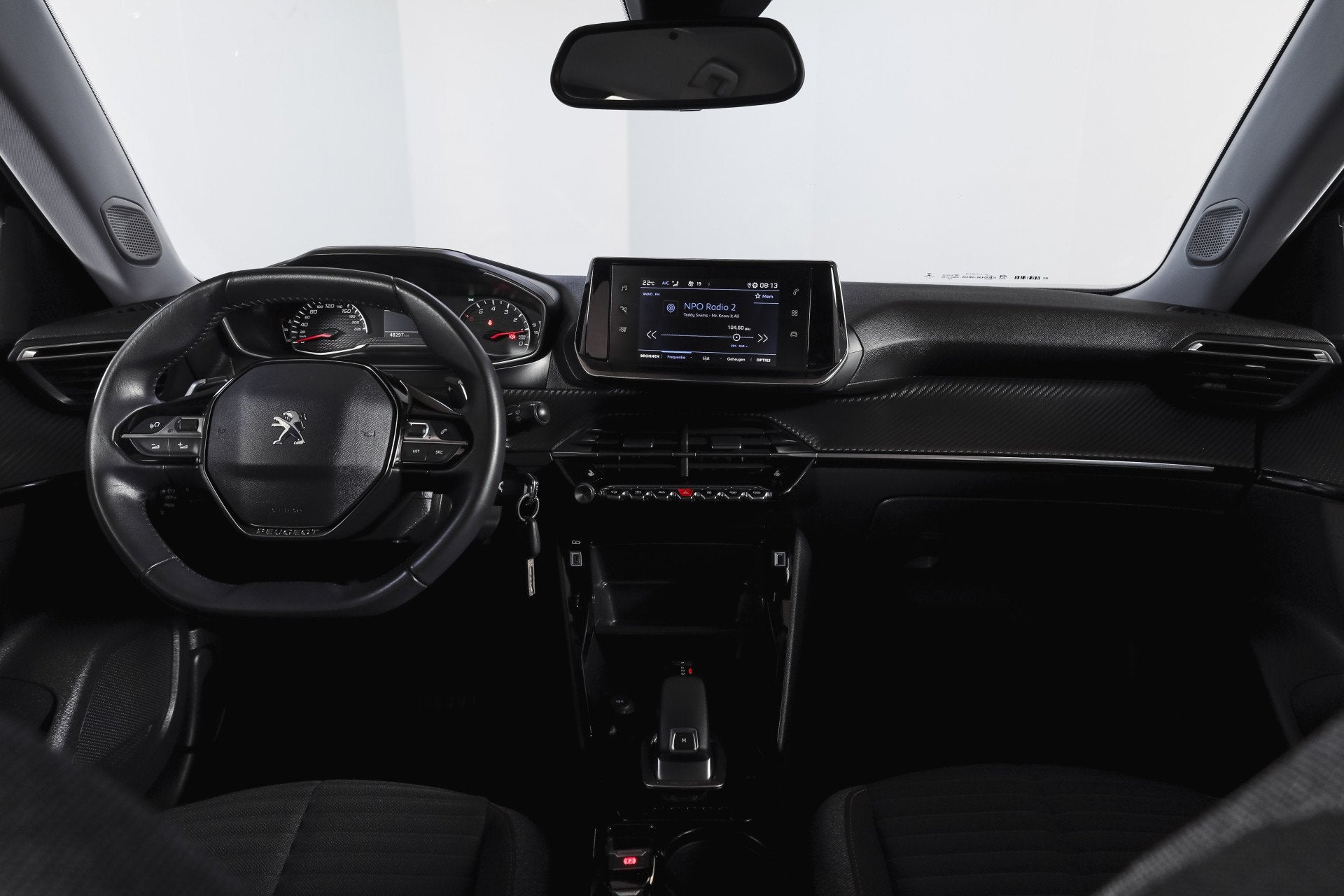 Peugeot 2008 1.2 PureTech 130 PK Active Pack - Automaat | Tr, Auto's, Gebruikt, Euro 6, 1199 cc, Zwart