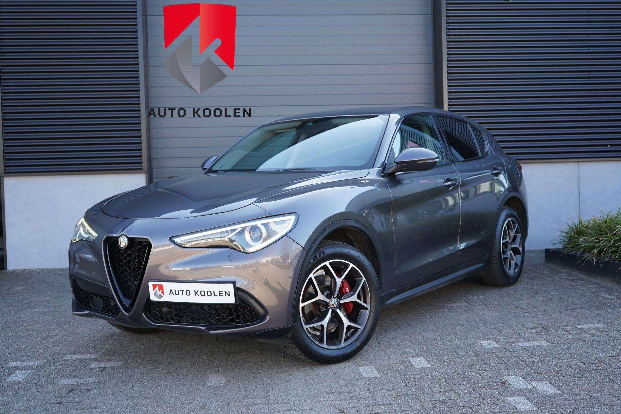 Alfa Romeo Stelvio 2.0 T AWD Super Q4 /280pk/Camera/Carplay, Auto's, Alfa Romeo, Euro 6, 4 cilinders, Leder, Vierwielaandrijving