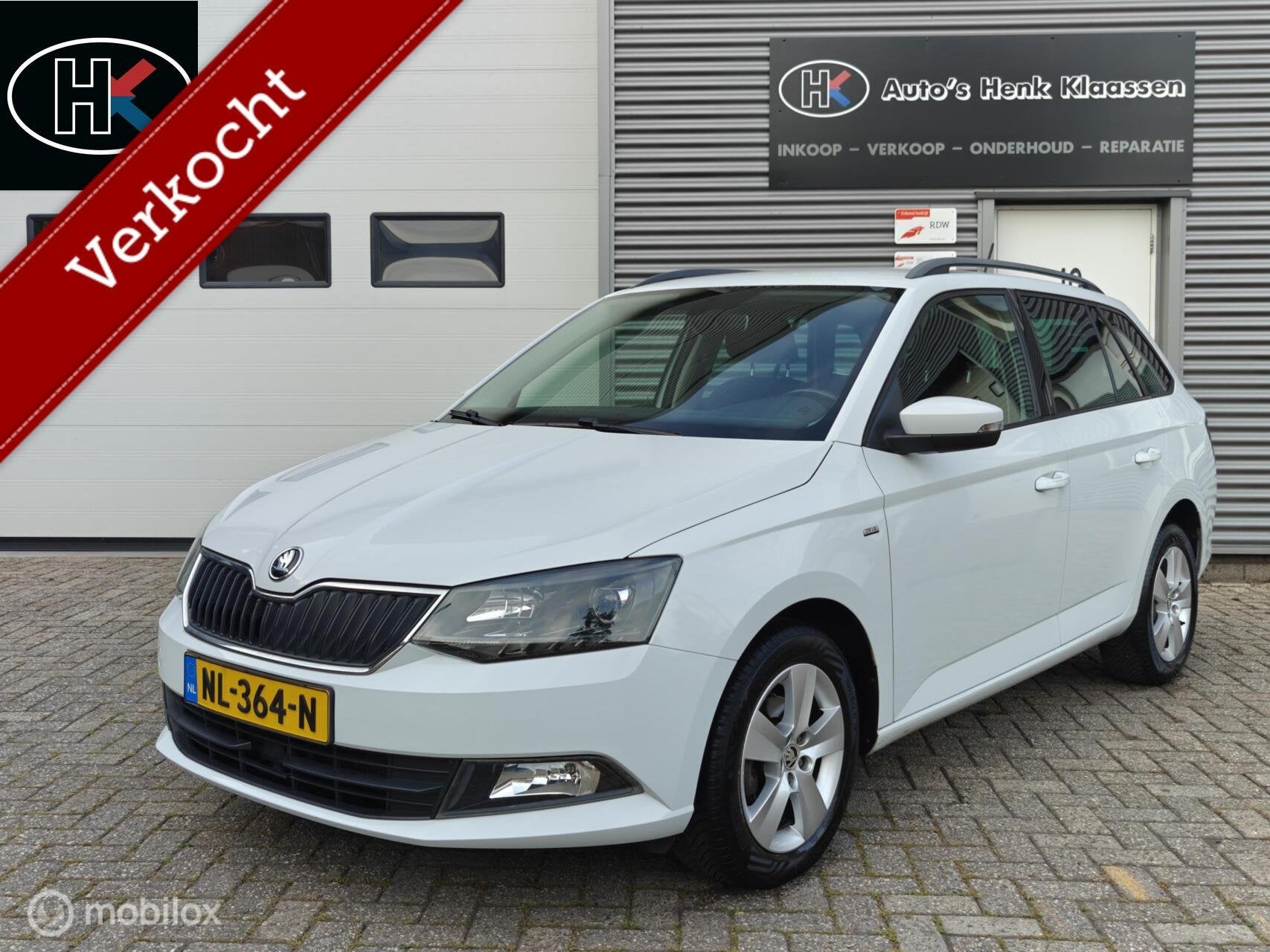 Skoda Fabia Combi 1.2TSi 90pk Drive Clima Navi LM15 PDC NAP, Auto's, 40 €/maand, Euro 6, 4 cilinders, Wit