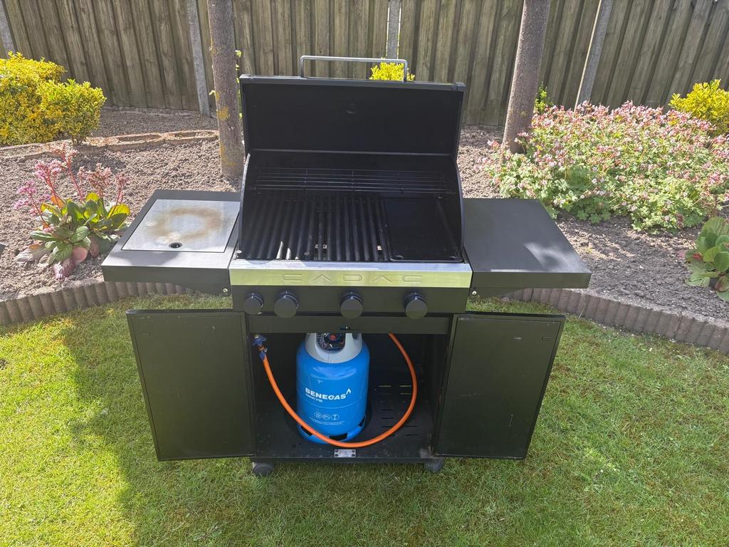 Cadac Stratos 3 gasbarbecue met hoes en gasfles, Ophalen of Verzenden, Gebruikt