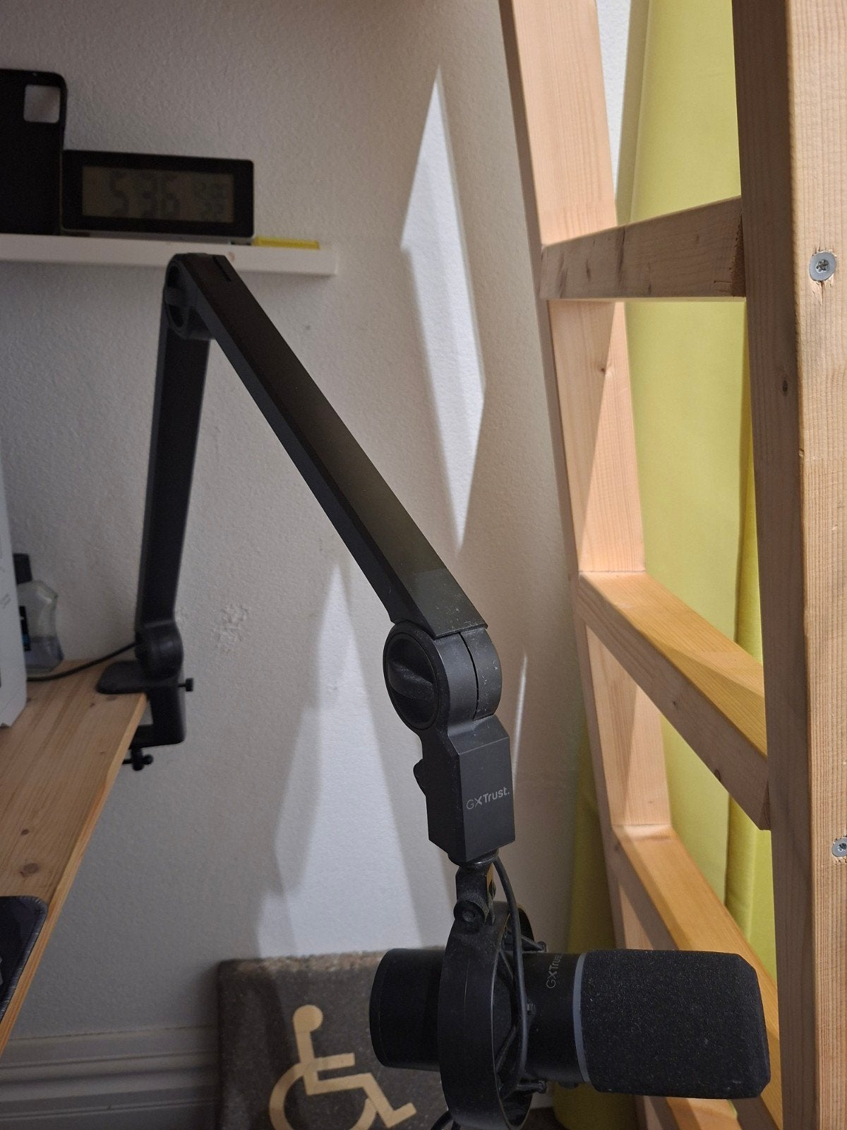 GXT 255+ Onyx Professional Microphone With Arm, Muziek en Instrumenten, Verzenden, Zo goed als nieuw, Overige typen