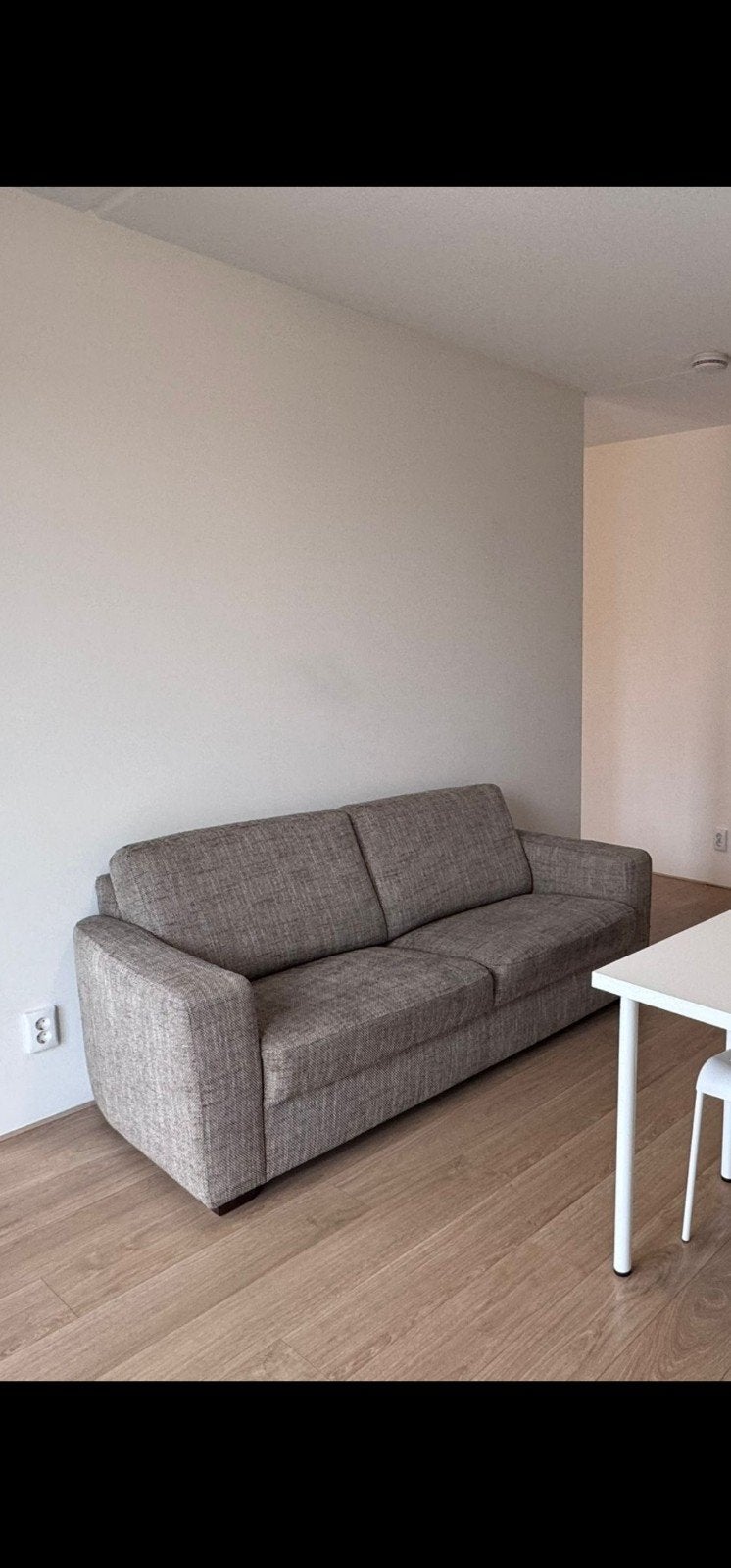 Comfortabele grijze tweezitsbank, 150 tot 200 cm, Tweepersoons, 75 tot 100 cm, Ophalen of Verzenden