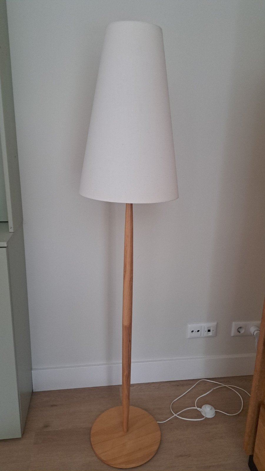 Staande lamp, scandinavische stijl, Ophalen, Zo goed als nieuw, 150 tot 200 cm