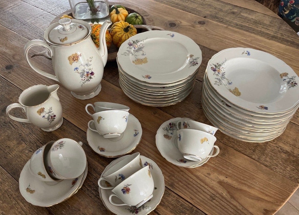Vintage porseleinen servies met bloemmotief, Ophalen of Verzenden
