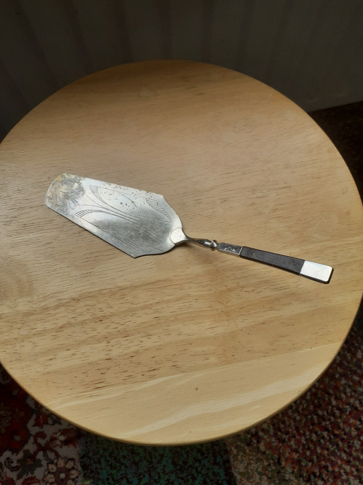 Antieke taartschep, Ophalen