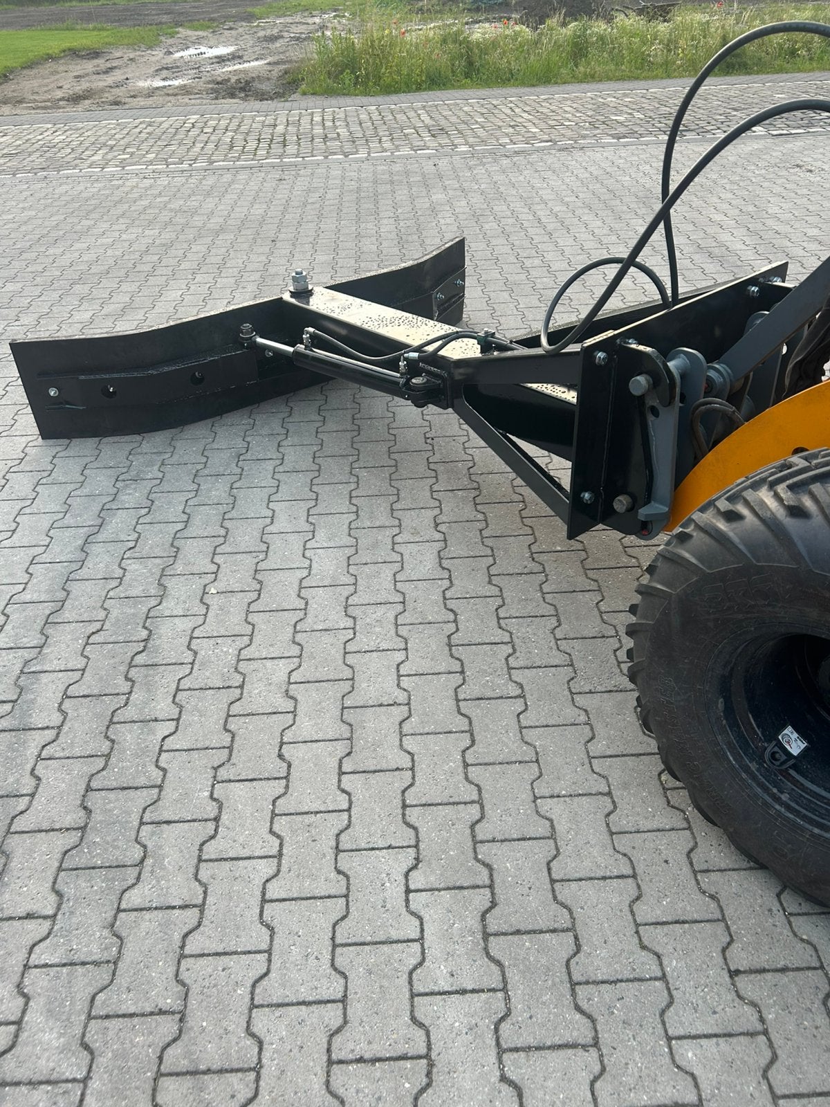 Rubber schuif 220cm hydraulisch verstelbaar Giant aanspan, Ophalen