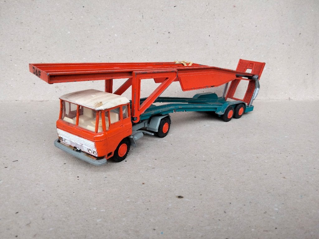 lion car = daf 2600 car transporter, Ophalen of Verzenden, Gebruikt, Bus of Vrachtwagen, Lion Toys