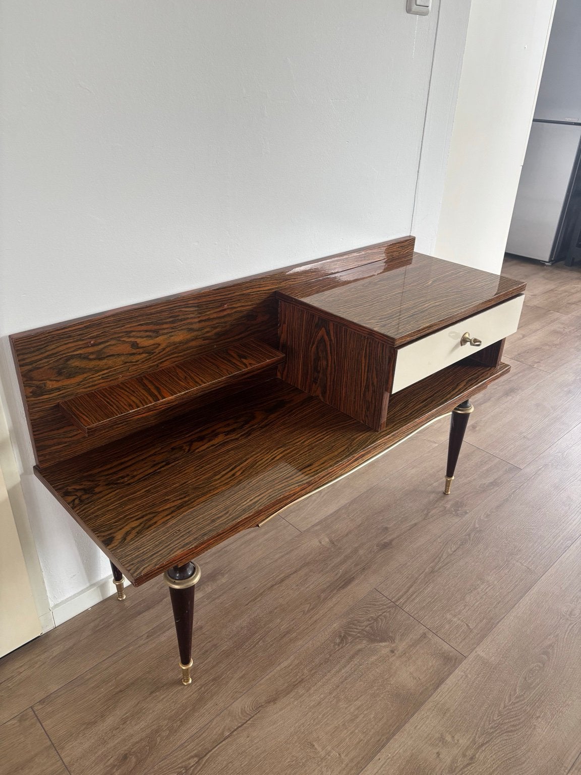 Foto 4 van Vintage retro platenspeler / telefoonkastje – mid century