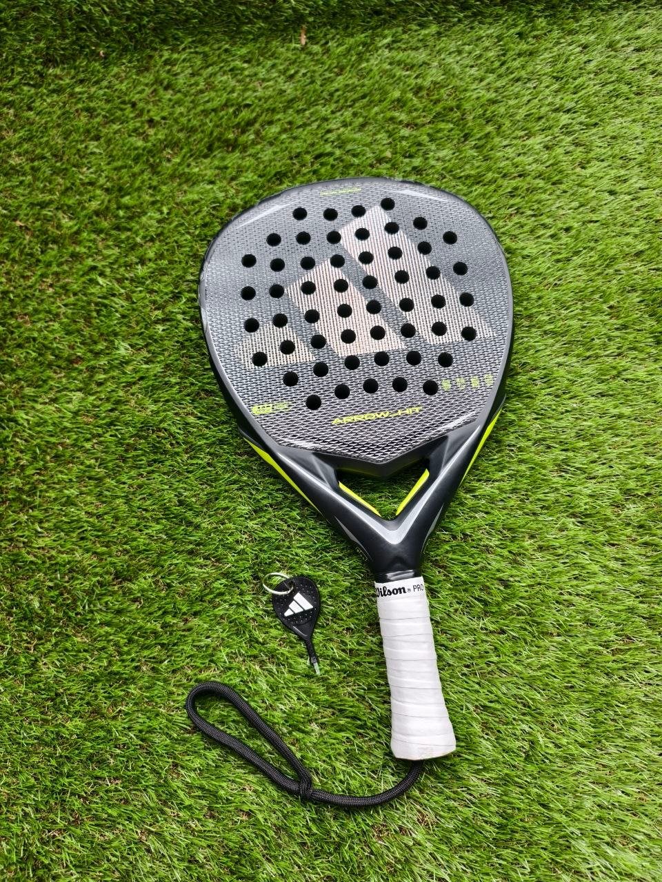 Nieuw Adidas Arrow Hit Attack 2026 Padelracket, Ophalen of Verzenden, Zo goed als nieuw